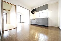 レジェンド 3階3DKのリビング/ダイニング