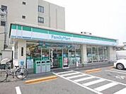 ファミリーマート堺緑町店 577m