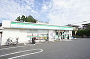 ファミリーマート調布深大寺元町店 635m