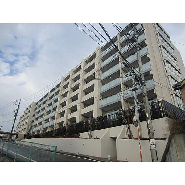 ブランズ市が尾ヒルトップ