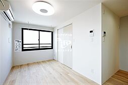 東急池上線 御嶽山駅 徒歩2分の賃貸マンション 3階ワンルームのリビング/ダイニング