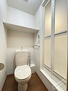 この空間なんだか落ち着きます。清潔感のあるトイレです。