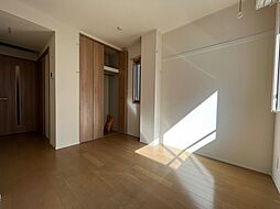 アルーエム千田 102 1階1Kのリビング/ダイニング