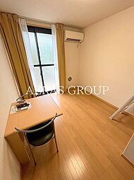 レオパレスβ 1階1Kのリビング/ダイニング