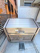 敷地内/建物