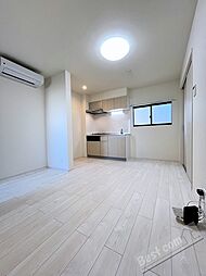 ハーモニーテラス安立IV 3階1LDKのリビング/ダイニング