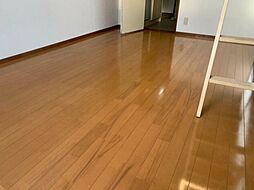 アゼル白糸台 2階1Kのリビング/ダイニング