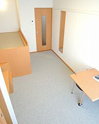 レオパレスサンピュア丸山 2階1Kのリビング/ダイニング