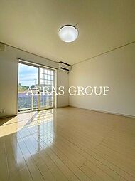 小雀レジデンス 1階1Kのリビング/ダイニング