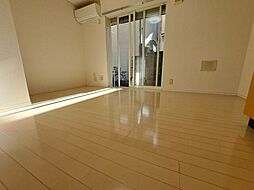 アヴァンセ西ヶ原 1階ワンルームのリビング/ダイニング