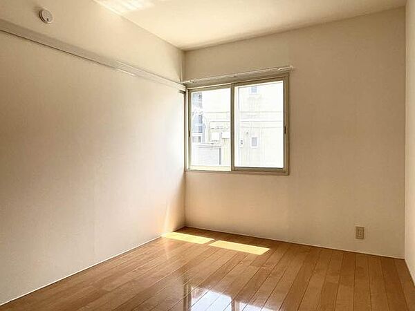 apartment 岩手県紫波郡紫波町北日詰字下藪89-1
北日詰の賃貸情報を見る
物件地図