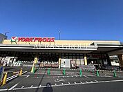 ヨークフーズ戸塚深谷町店 673m