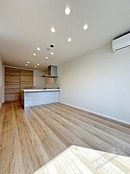 グランメゾン高師浜 1階2LDKのリビング/ダイニング