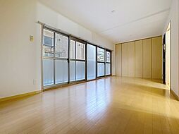 諏訪山ハウス 102 1階1Kのリビング/ダイニング