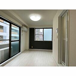 キャビットハウス 3階ワンルームのリビング/ダイニング