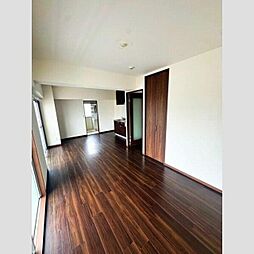 フレンドリーかわかみ 7階1LDKのリビング/ダイニング