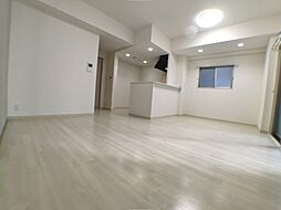 エル・イソベ三宮 1413 14階1LDKのリビング/ダイニング