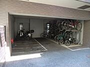 敷地内/建物