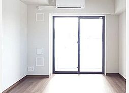 京急本線 雑色駅 徒歩9分の賃貸マンション 1階1Kのリビング/ダイニング