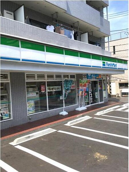 ファミリーマート横浜長津田町店 1143m