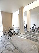敷地内/建物