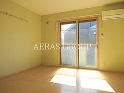 グリーンベール 1階1Kのリビング/ダイニング