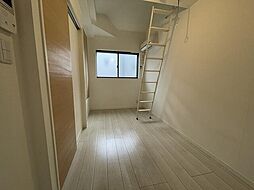 グレースアロー経堂 2階1Kのリビング/ダイニング