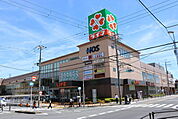 ライフ八戸ノ里店 607m