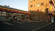 デイリーヤマザキ尼崎浜2丁目店 898m
