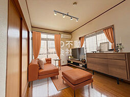 ゴールドハイツ 105