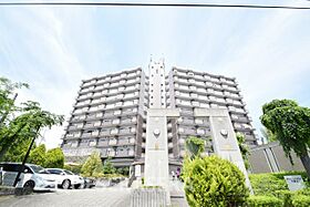 大阪府吹田市山手町４丁目（賃貸マンション3LDK・5階・70.11㎡） その1