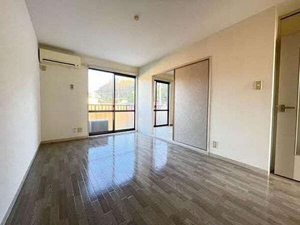 apartment 福島県伊達郡川俣町字新中町64
新中町の賃貸情報を見る
物件地図