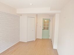 レーヴエスチュエール7 502 5階1Kのリビング/ダイニング