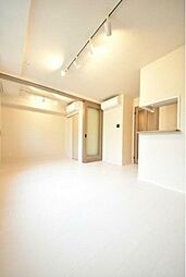 グローリオシェルト神宮前 3階1LDKのリビング/ダイニング