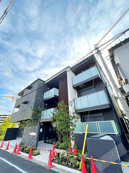 ｓｏｕｔｈｅｒｎ　Ｌｉｎｏ ｜大阪府堺市西区鳳南町３丁(賃貸マンション2LDK・1階・64.52㎡)の写真 その1