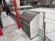 敷地内/建物