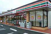 セブンイレブン神戸須磨白川店 689m