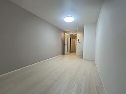 Grandir 3階1DKのリビング/ダイニング