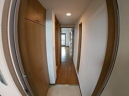 ドマーニI 3階1Kのリビング/ダイニング