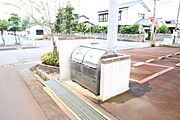 敷地内/建物