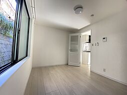 アザーレ・パッシオ新百合ヶ丘B 302 3階1Kのリビング/ダイニング