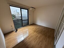 京王動物園線 多摩動物公園駅 徒歩5分の賃貸アパート 1階1DKのリビング/ダイニング