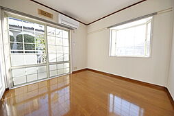 ピュアリティ多摩 204 2階2DKのリビング/ダイニング