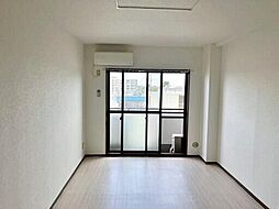 STROM WESTEN 3階1Kのリビング/ダイニング