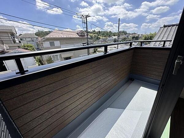 detached 東京都多摩市連光寺１丁目25-39

地図を見る