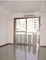 メゾン・ド・メルヴェイユ 4階ワンルームのリビング/ダイニング