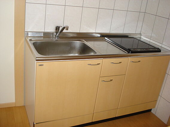 スリーグッド２_内装_1