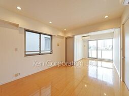 フレンシア外苑西 6階2LDKのリビング/ダイニング