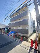 建設中