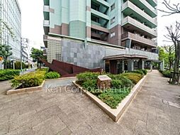 4 / 12